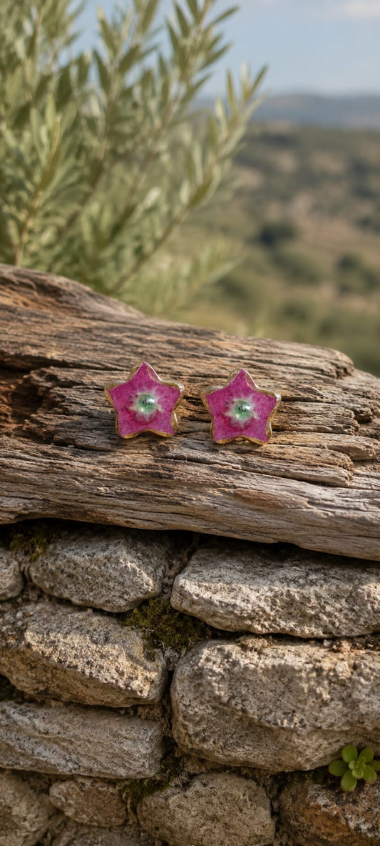orecchini lobo nontiscordardime rosa in resina artigianali Petali sulla Pelle
