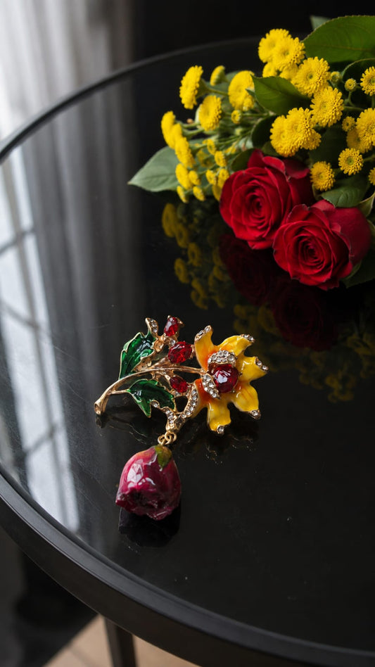 Spilla rosa rossa