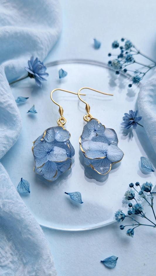 Orecchini - Petali di ortensia azzurra