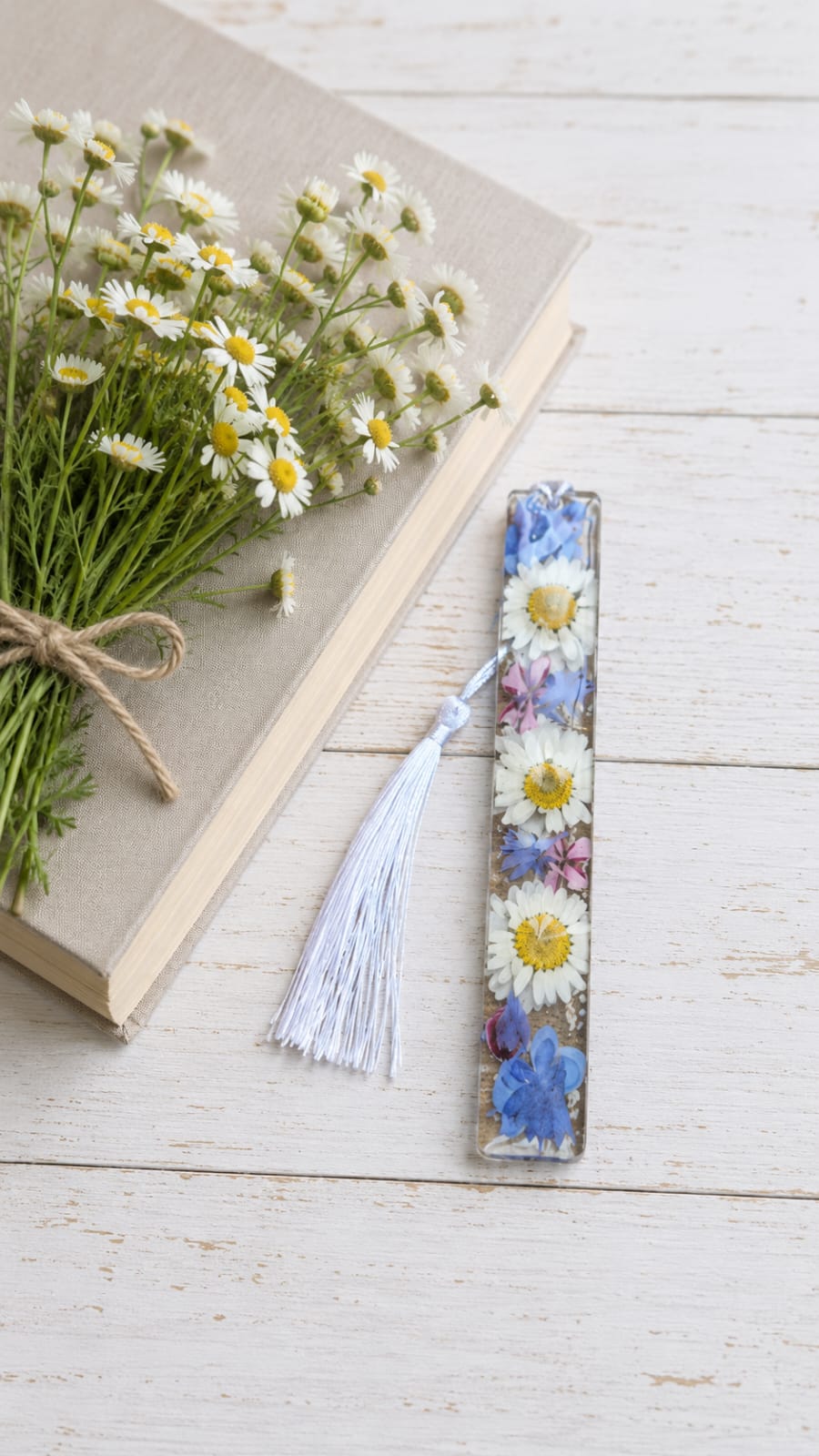 Primizie-Segnalibro fiori margherite e ciliegio